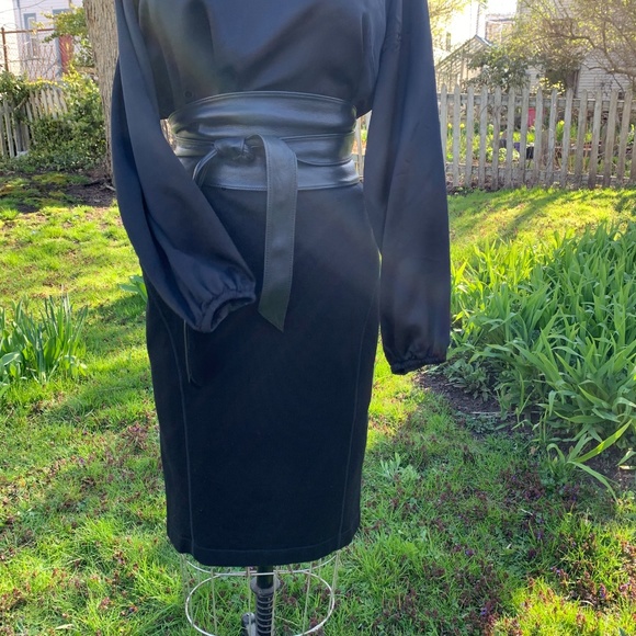 Wolford Black Knit Pencil Skirt - Picture 11 of 11